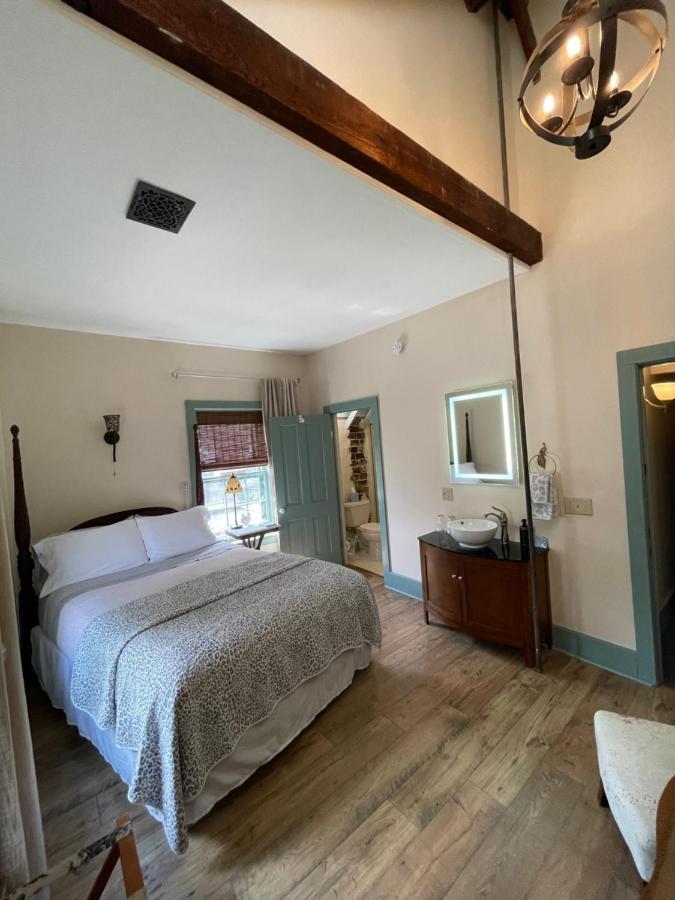 Carriage House Bed & Breakfast Winona Buitenkant foto