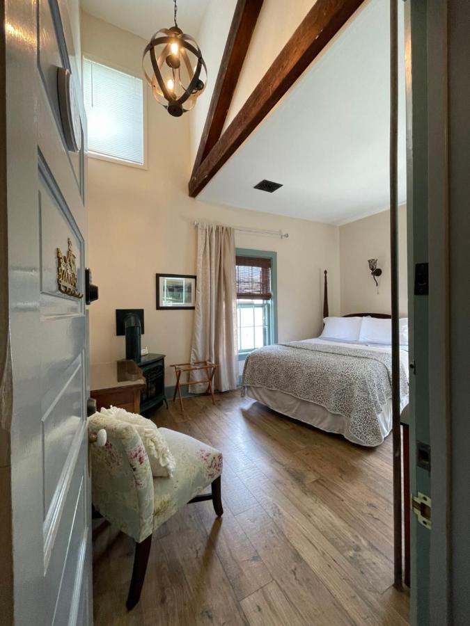 Carriage House Bed & Breakfast Winona Buitenkant foto