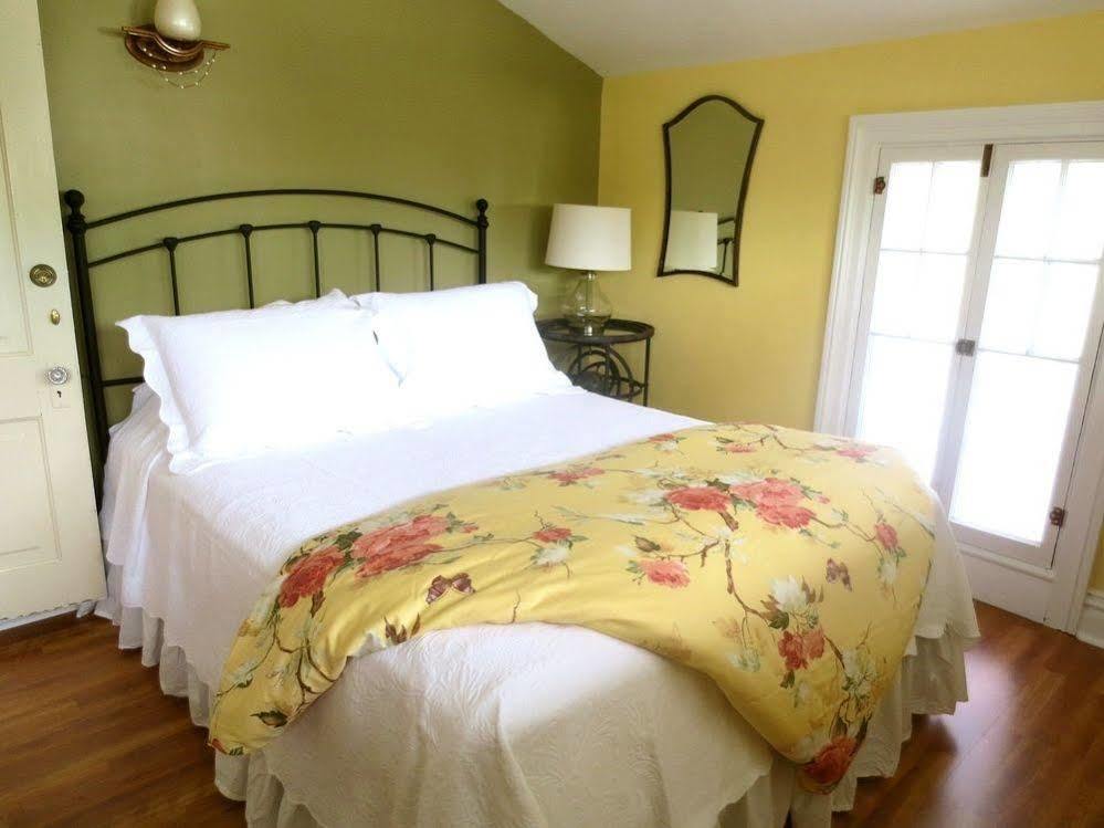 Carriage House Bed & Breakfast Winona Buitenkant foto