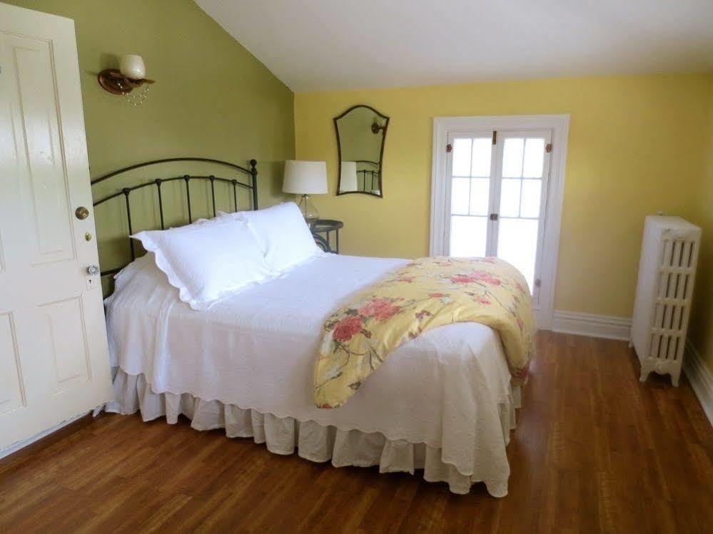 Carriage House Bed & Breakfast Winona Buitenkant foto