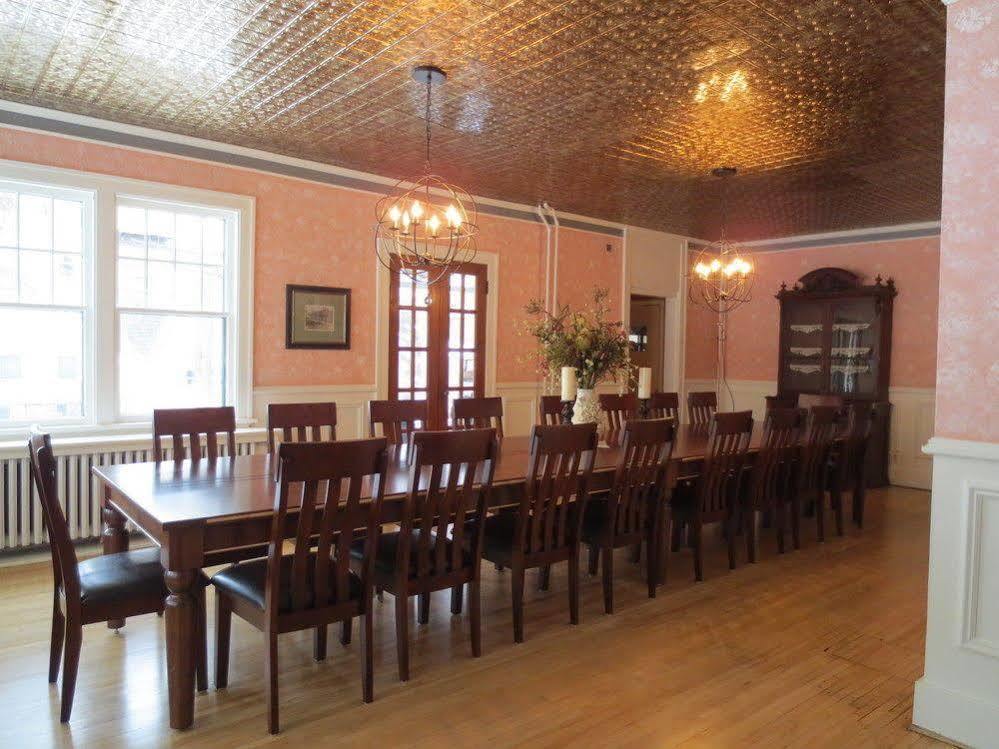 Carriage House Bed & Breakfast Winona Buitenkant foto
